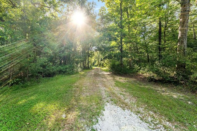 12626 Highway 105, Cleveland, TX 77327
