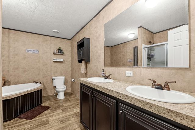 12626 Highway 105, Cleveland, TX 77327