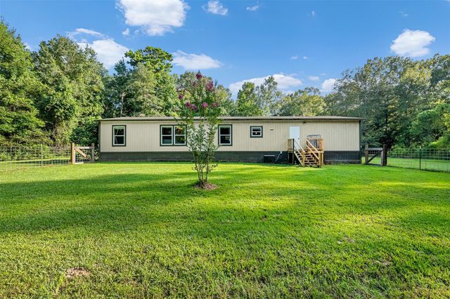 12626 Highway 105, Cleveland, TX 77327