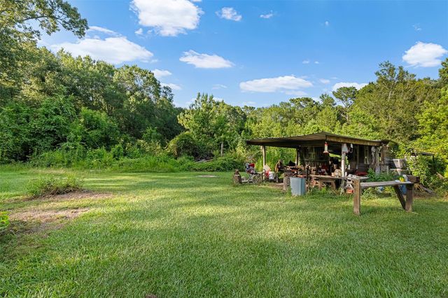 12626 Highway 105, Cleveland, TX 77327