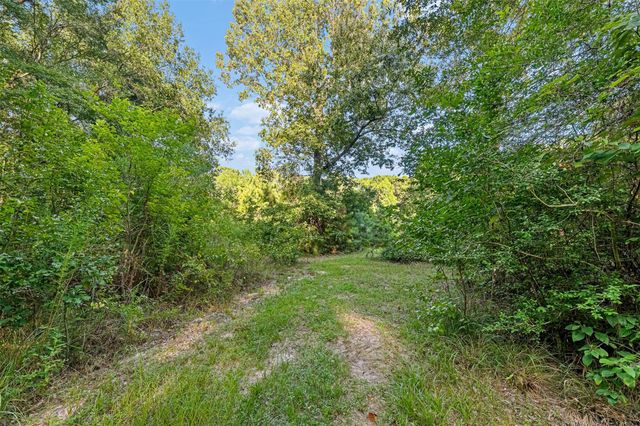 12626 Highway 105, Cleveland, TX 77327