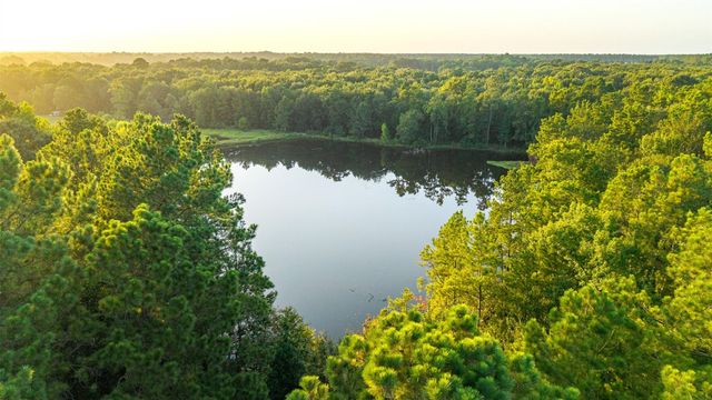 12626 Highway 105, Cleveland, TX 77327