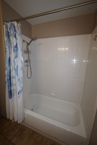 5919 W Chennault Avenue, Fresno, CA 93722