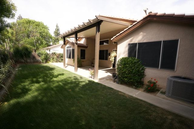 5919 W Chennault Avenue, Fresno, CA 93722