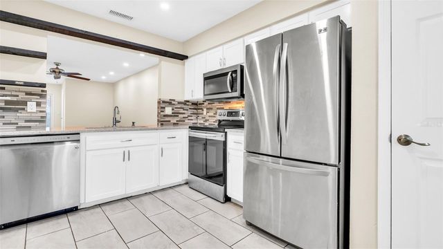 805 DARBY LANE, Brooksville, FL 34601