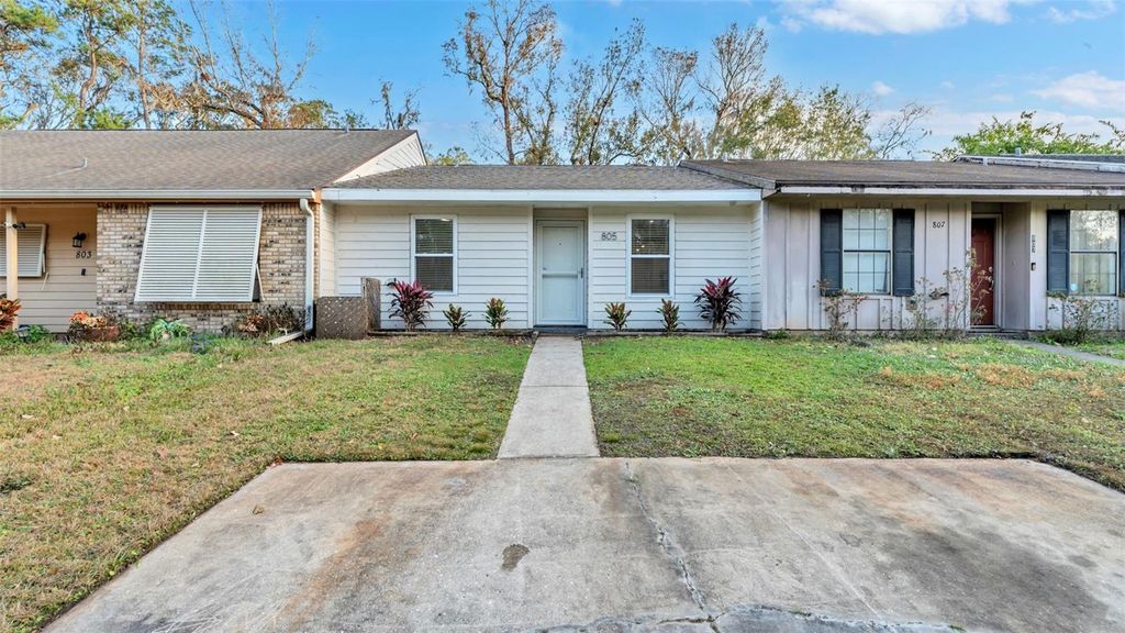 805 DARBY LANE, Brooksville, FL 34601