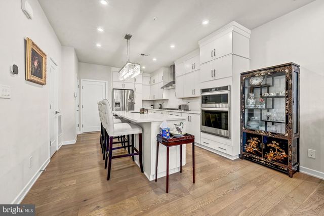 7556 SAWYER FARM WAY, Mclean, VA 22102