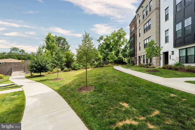 7556 SAWYER FARM WAY, Mclean, VA 22102