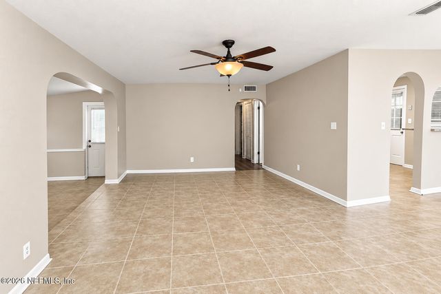 8067 SANTILLO Drive, Jacksonville, FL 32217