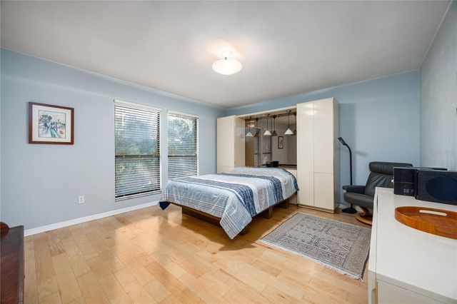 2436 NW 37TH TERRACE, Gainesville, FL 32605