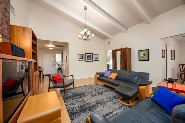 2436 NW 37TH TERRACE, Gainesville, FL 32605