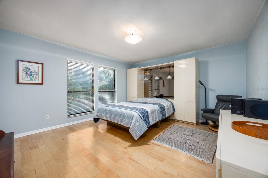 Image 16 of property listing at 2436 NW 37TH TERRACE, Gainesville, FL 32605