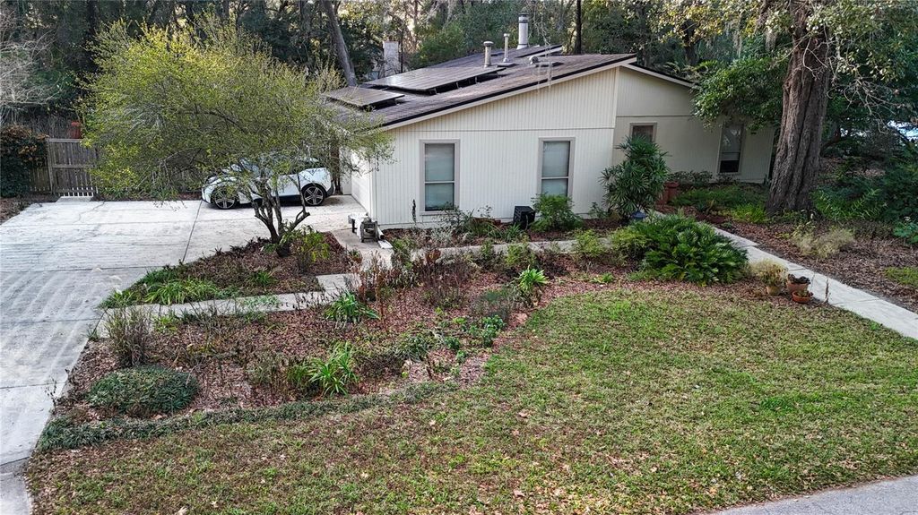 Image 35 of property listing at 2436 NW 37TH TERRACE, Gainesville, FL 32605