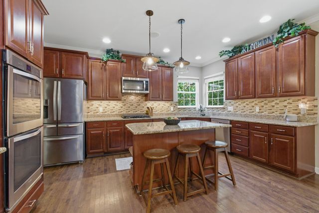 4311 Minette Ct, Mount Juliet, TN 37122