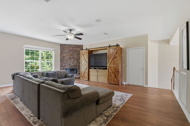 4311 Minette Ct, Mount Juliet, TN 37122