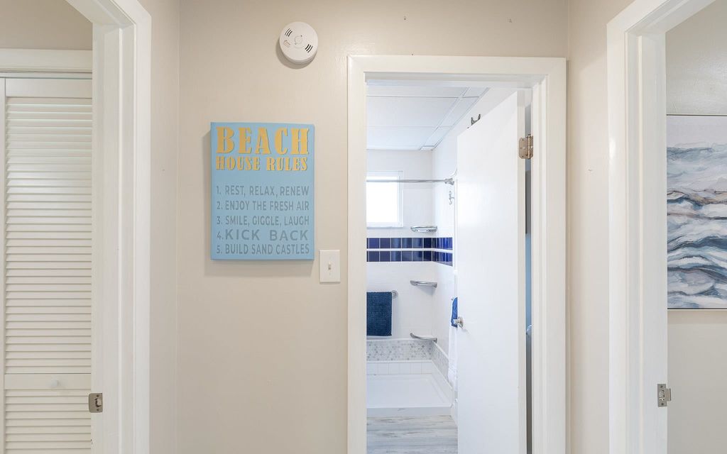 Image 19 of property listing at 68 Kings Highway # 3, Hampton, NH 03842
