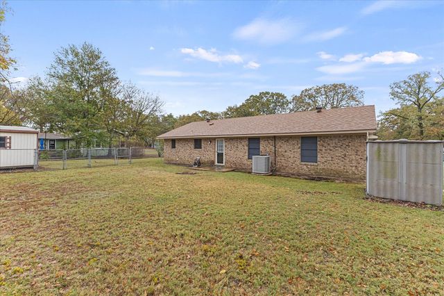 102 Norma Circle, Greenville, TX 75402