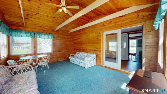 14 Carriage Drive, Enfield, CT 06082