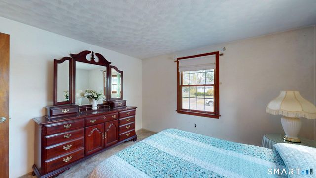 14 Carriage Drive, Enfield, CT 06082