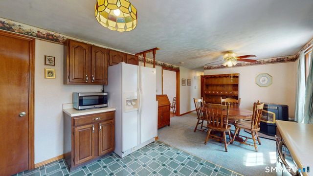 14 Carriage Drive, Enfield, CT 06082