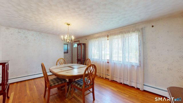 14 Carriage Drive, Enfield, CT 06082