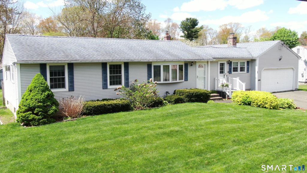 14 Carriage Drive, Enfield, CT 06082