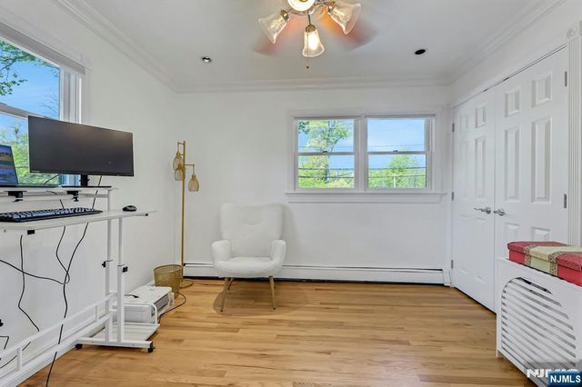 154 Spring Valley Road, Park Ridge, NJ 07656