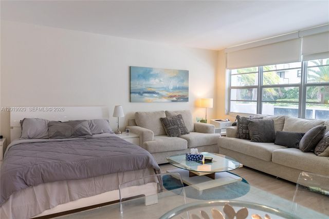 100 Lincoln Rd 330, Miami Beach, FL 33139