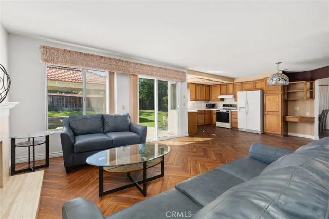 31384 Pahuta, Temecula, CA 92592