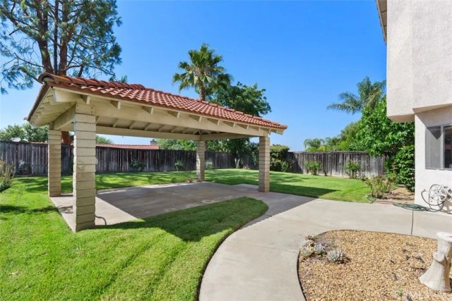 31384 Pahuta, Temecula, CA 92592