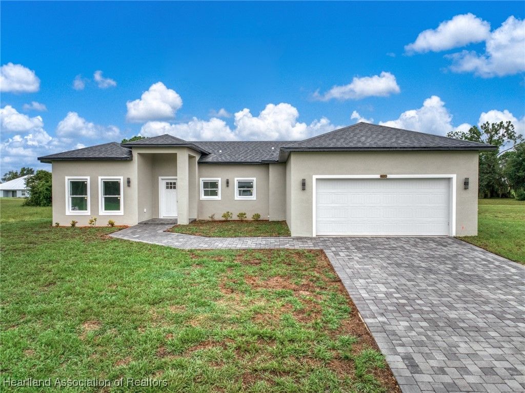 7908 Pine Glen Road, Sebring, FL 33876
