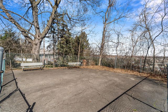 3 Remsen Road 2L, Yonkers, NY 10710