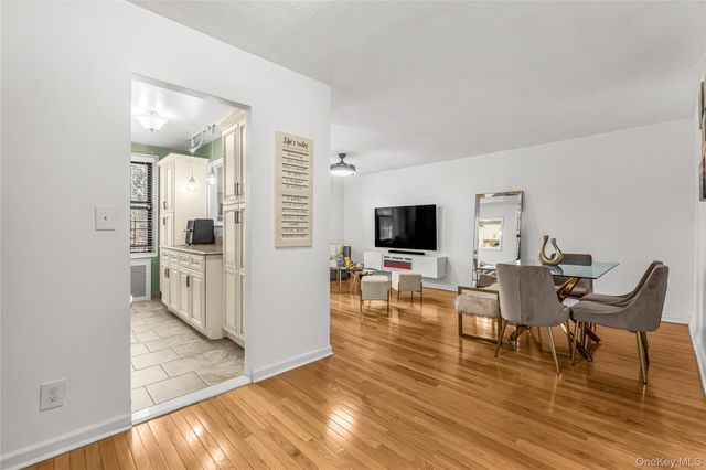 3 Remsen Road 2L, Yonkers, NY 10710