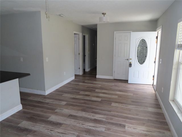 1215 WINDSOR CIRCLE, Brandon, FL 33510