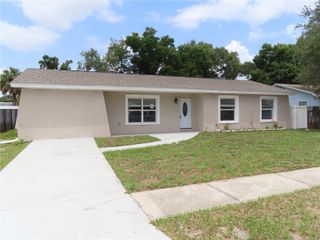 1215 WINDSOR CIRCLE, Brandon, FL 33510