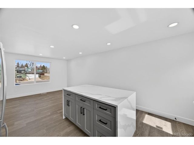 4423 Alberta Ct, Boulder, CO 80301