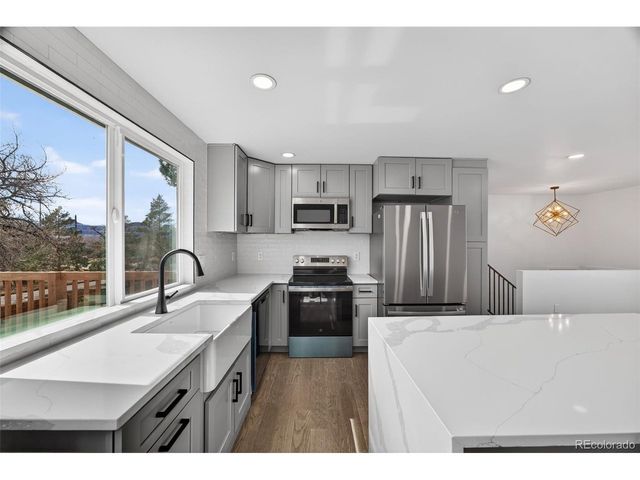 4423 Alberta Ct, Boulder, CO 80301