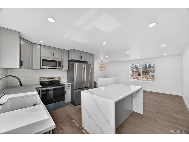 4423 Alberta Ct, Boulder, CO 80301