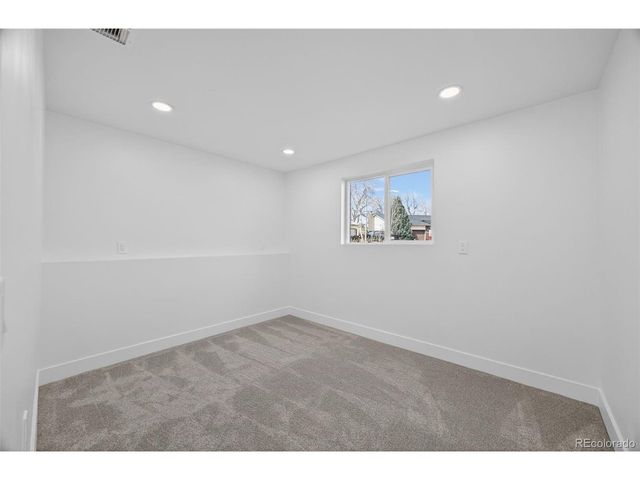 4423 Alberta Ct, Boulder, CO 80301