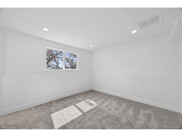 4423 Alberta Ct, Boulder, CO 80301