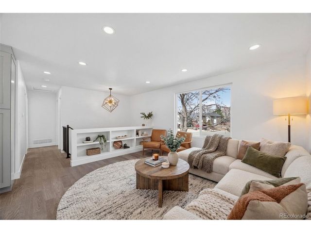 4423 Alberta Ct, Boulder, CO 80301