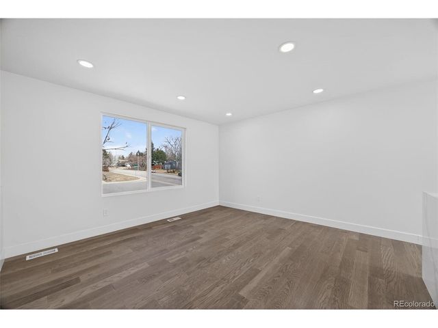 4423 Alberta Ct, Boulder, CO 80301