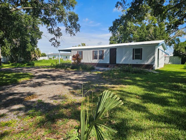 925 SW 39th Lane, Okeechobee, FL 34974