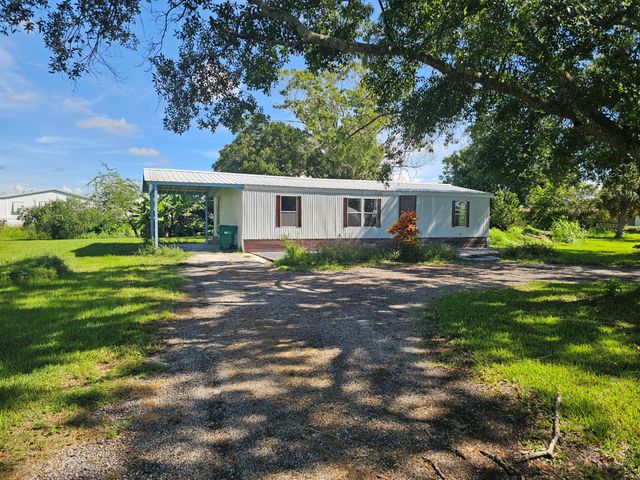 925 SW 39th Lane, Okeechobee, FL 34974