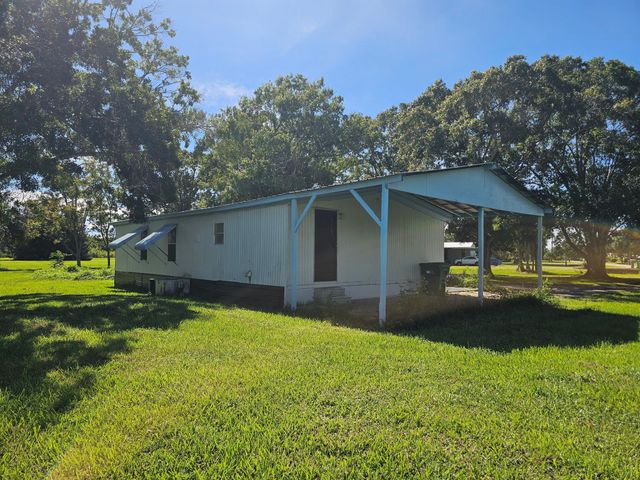 925 SW 39th Lane, Okeechobee, FL 34974