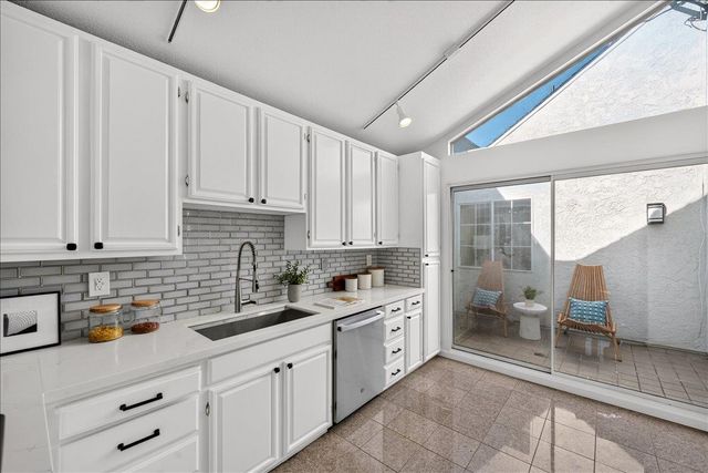 554 Castle Street, Daly City, CA 94014