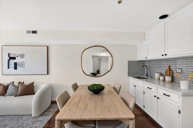 554 Castle Street, Daly City, CA 94014