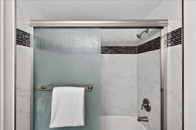 554 Castle Street, Daly City, CA 94014