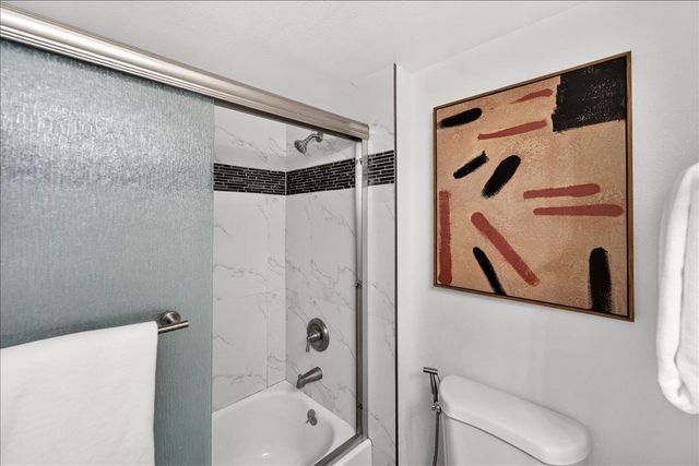 554 Castle Street, Daly City, CA 94014