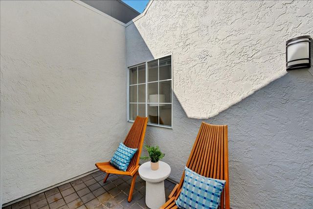 554 Castle Street, Daly City, CA 94014